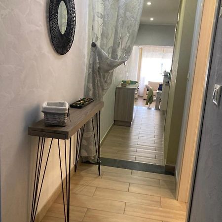 Naxos Beach Apartment 지아르디니낙소스 외부 사진