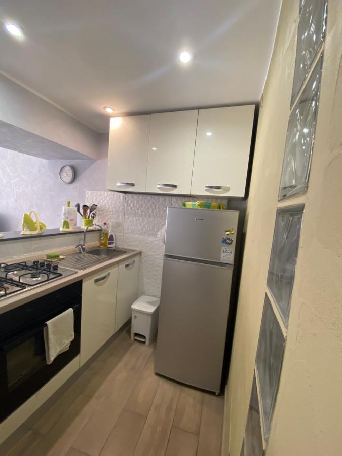 Naxos Beach Apartment 지아르디니낙소스 외부 사진