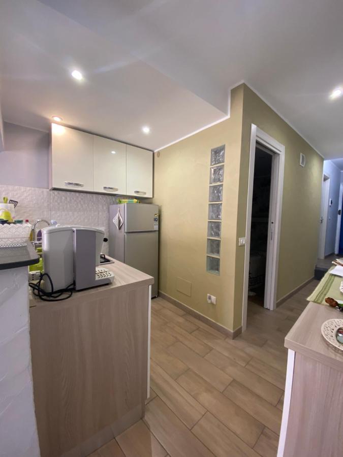 Naxos Beach Apartment 지아르디니낙소스 외부 사진